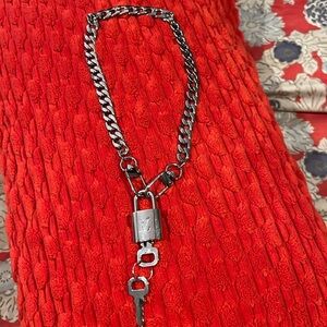 Louis Vuitton toggle necklace-silver with lock and key